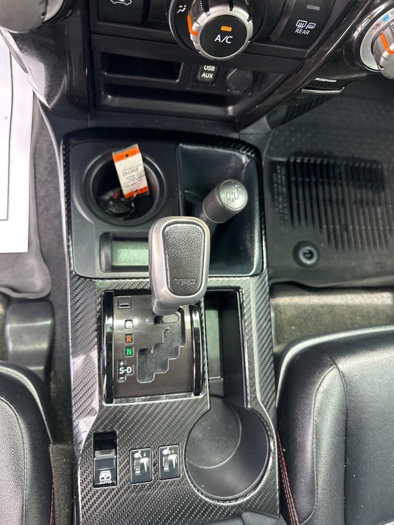 Toyota 4Runner TRD Off Road Premium 4WD (Natl) 2018