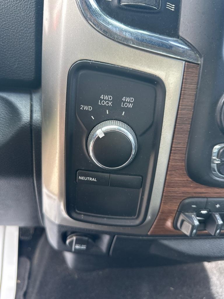 RAM 2500 4WD Crew Cab 149" Laramie 2016