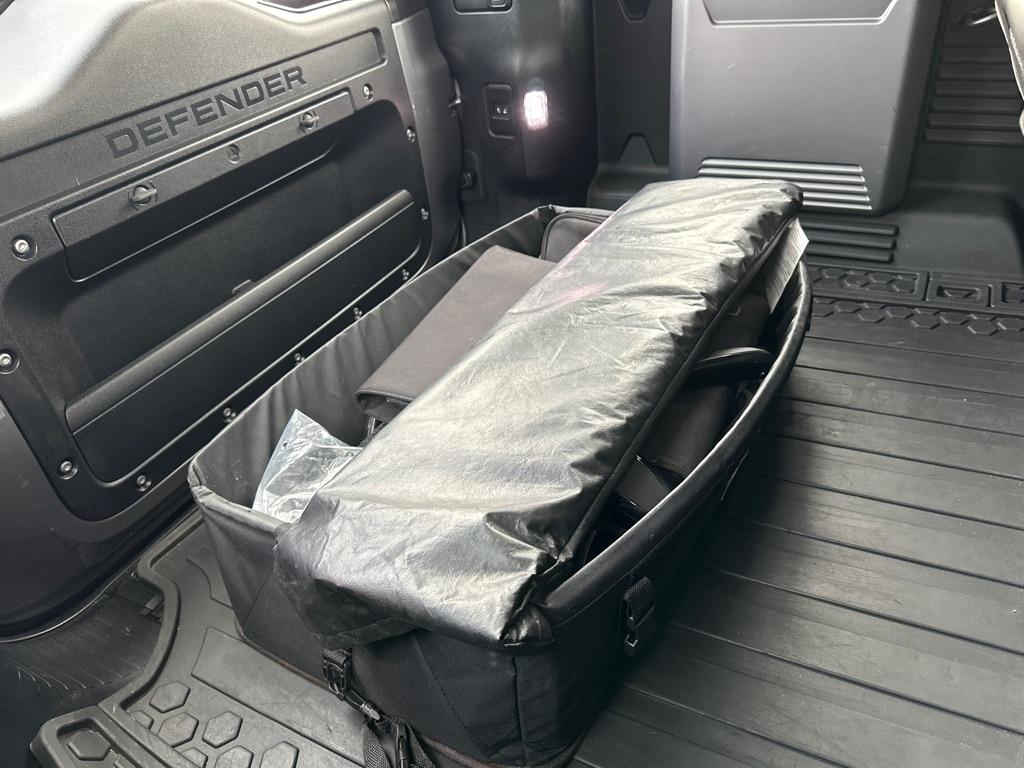 Land Rover Defender 110 SE AWD 2020