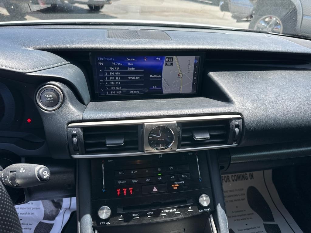 Lexus IS IS 300 AWD 2017
