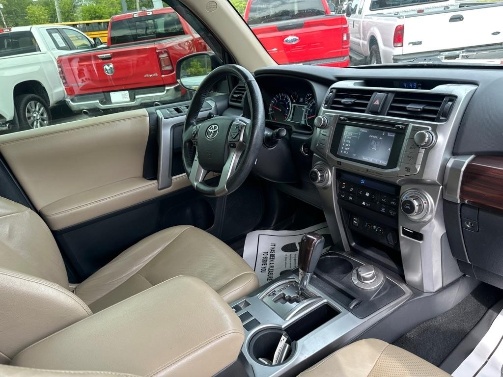 Toyota 4Runner 4WD 4dr V6 Trail Premium (Natl) 2015