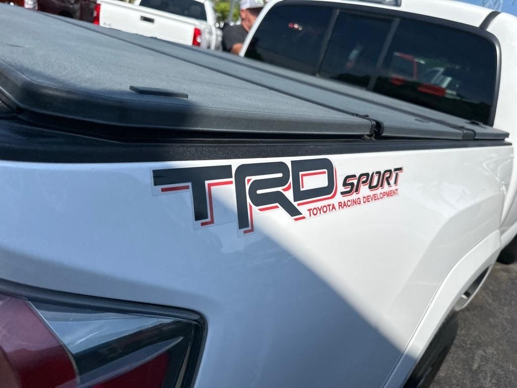 Toyota Tacoma 4WD Double Cab V6 AT Limited (Natl) 2016