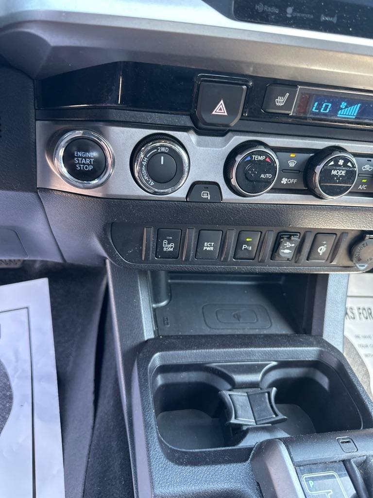 Toyota Tacoma 4WD Double Cab V6 AT Limited (Natl) 2016