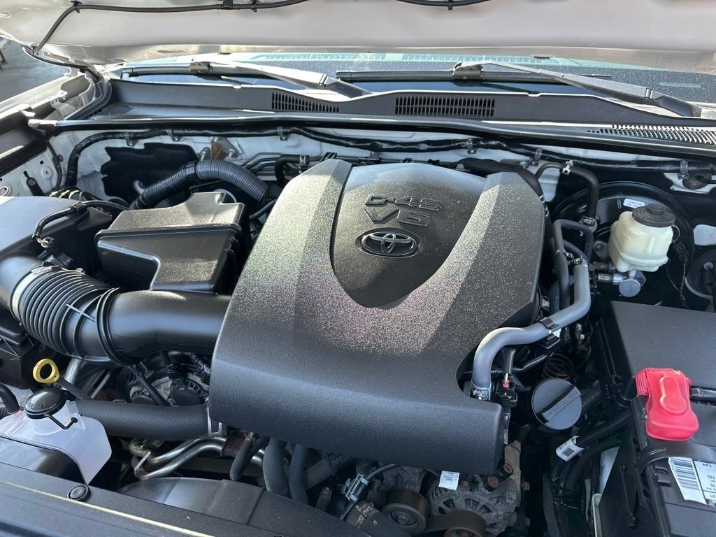 Toyota Tacoma 4WD Double Cab V6 AT Limited (Natl) 2016