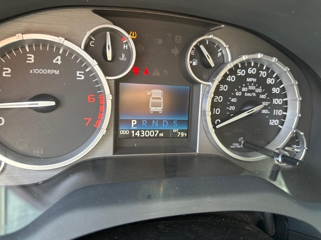 Toyota Tundra 4WD Truck CrewMax 5.7L V8 6-Spd AT TRD Pro (Natl) 2016