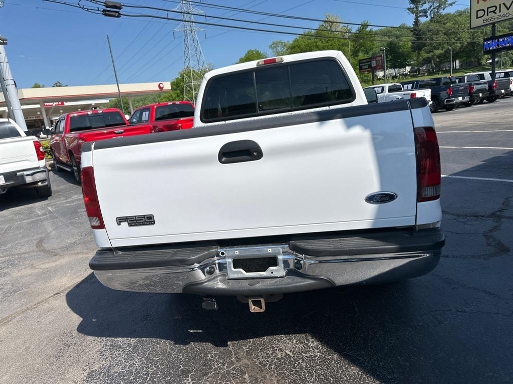 Ford Super Duty F-250 Supercab 142" Lariat 2000