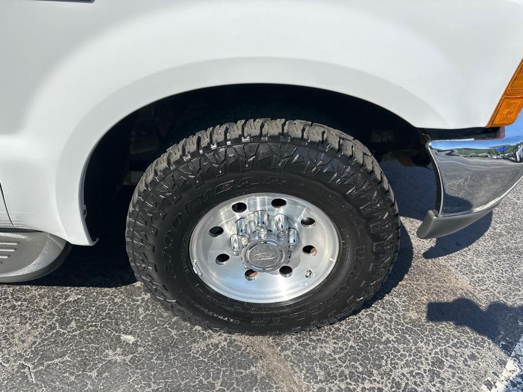 Ford Super Duty F-250 Supercab 142" Lariat 2000