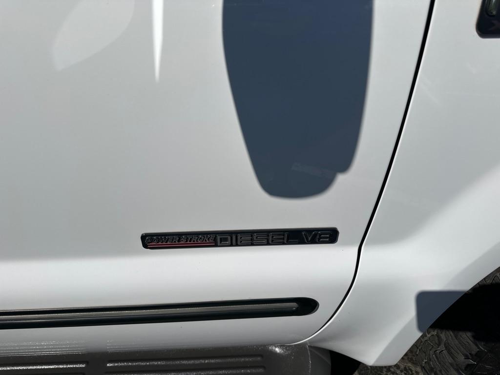 Ford Super Duty F-250 Supercab 142" Lariat 2000