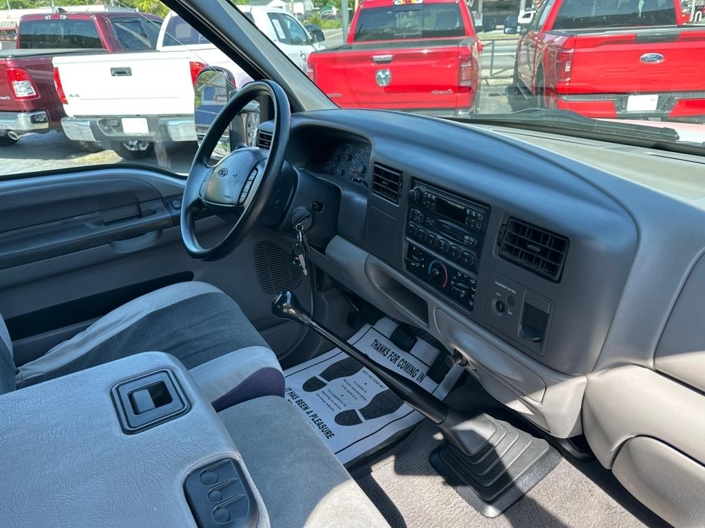 Ford Super Duty F-250 Supercab 142" Lariat 2000