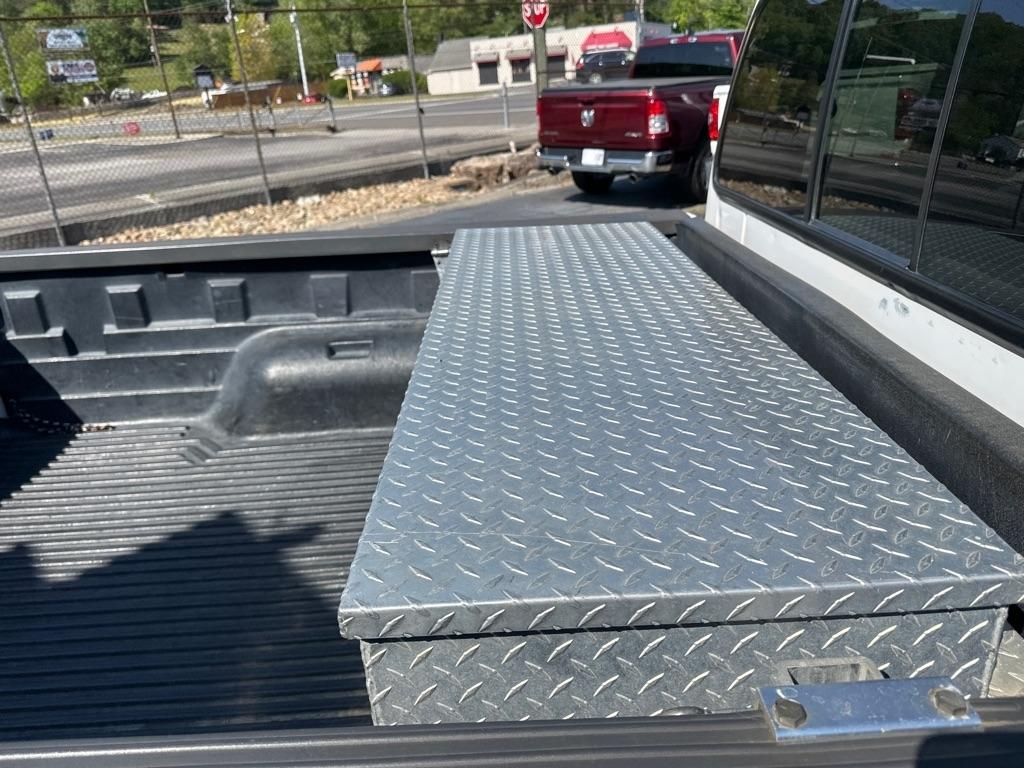 Ford Super Duty F-250 Supercab 142" Lariat 2000