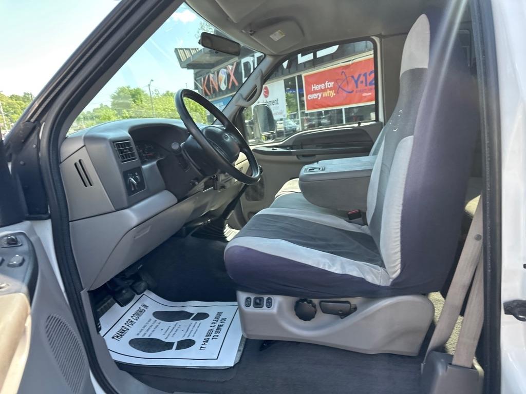 Ford Super Duty F-250 Supercab 142" Lariat 2000