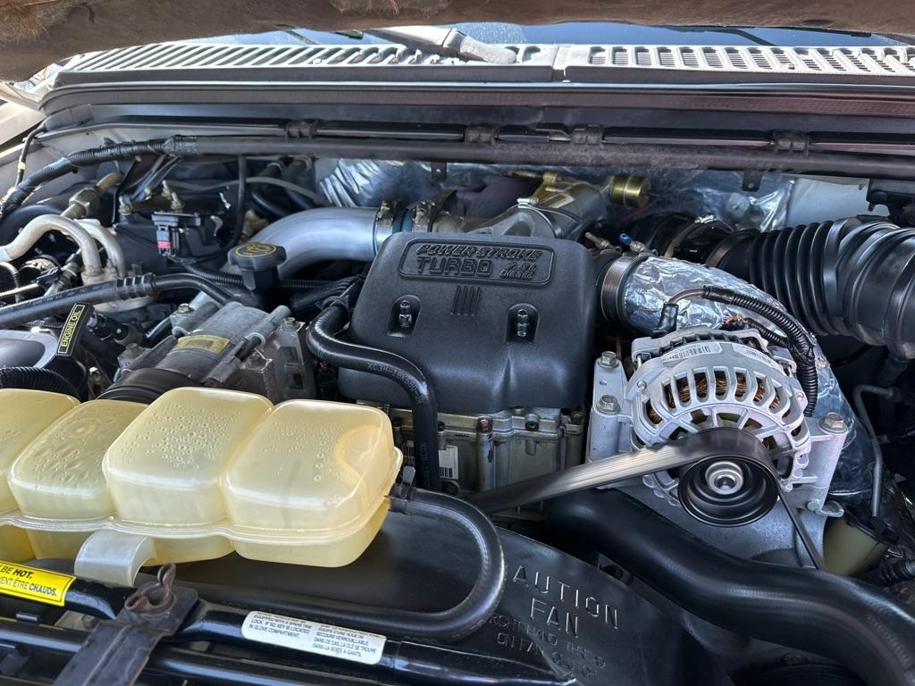 Ford Super Duty F-250 Supercab 142" Lariat 2000