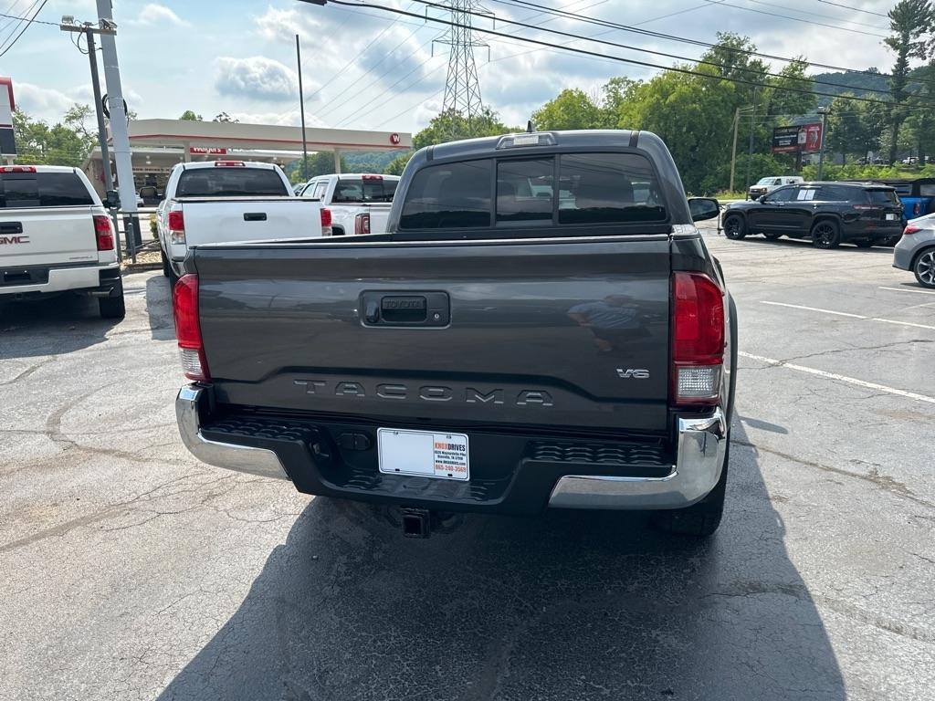 Toyota Tacoma 4WD Double Cab V6 MT TRD Off Road (Natl) 2016