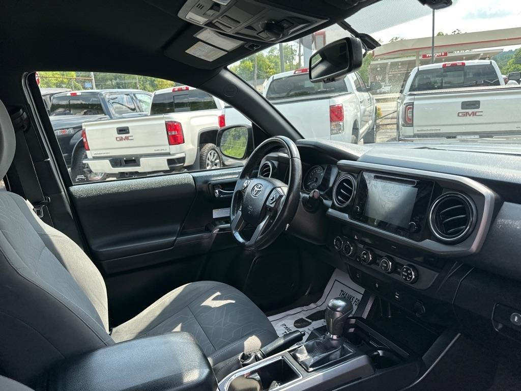 Toyota Tacoma 4WD Double Cab V6 MT TRD Off Road (Natl) 2016
