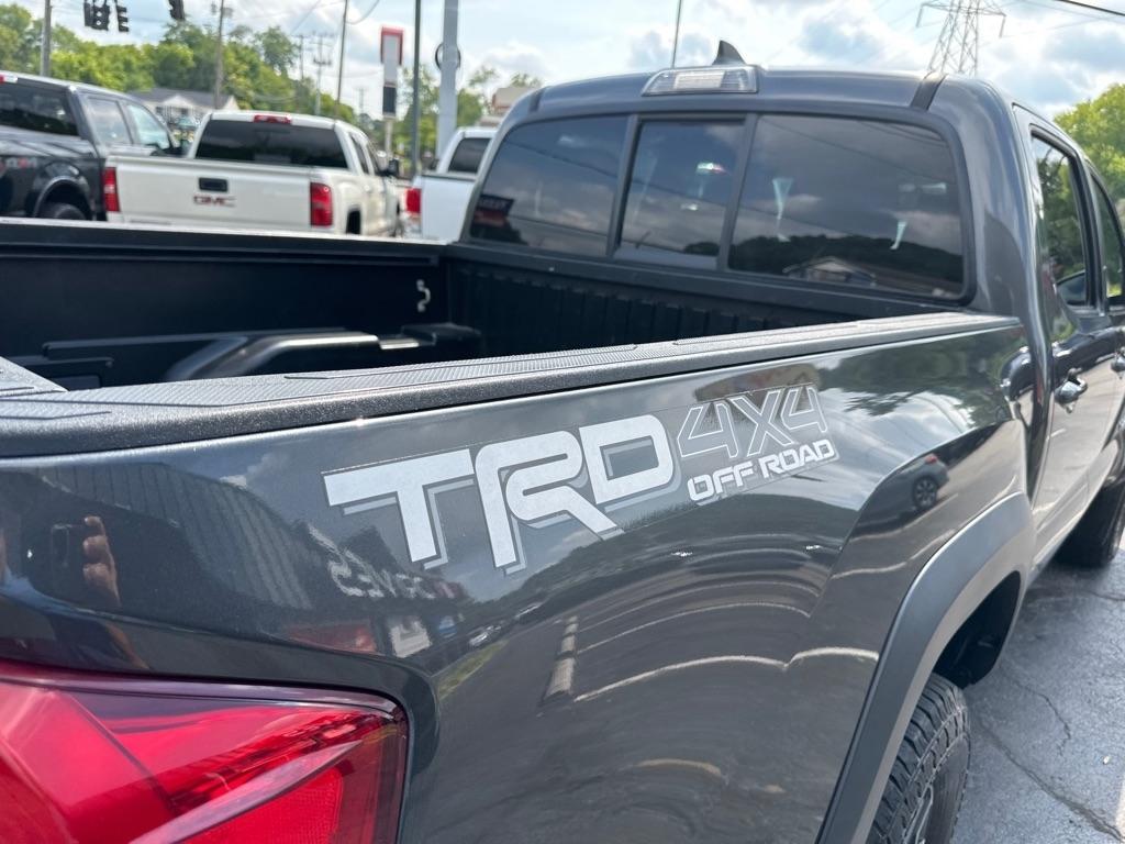 Toyota Tacoma 4WD Double Cab V6 MT TRD Off Road (Natl) 2016