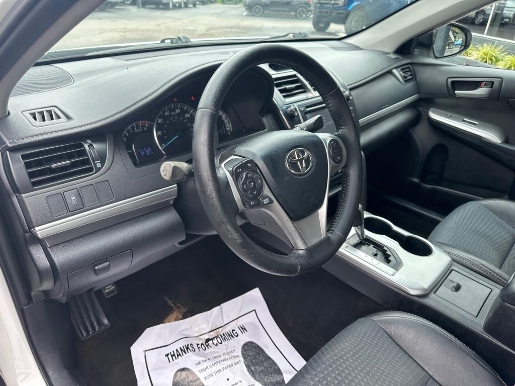 Toyota Camry 4dr Sdn I4 Auto XLE (Natl) 2013