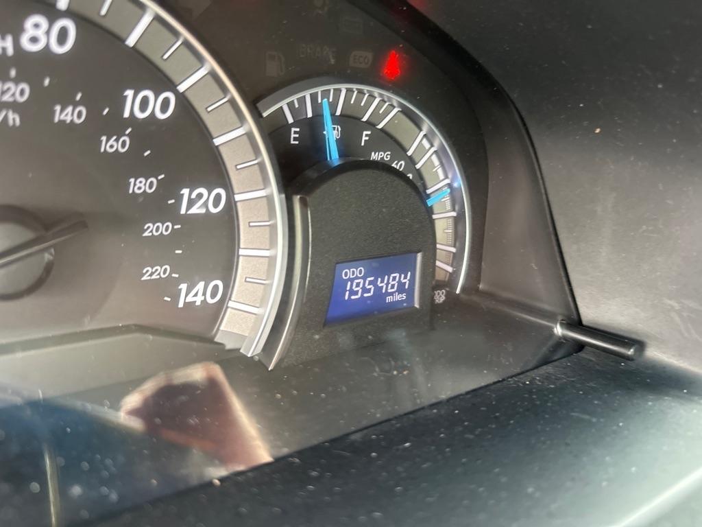 Toyota Camry 4dr Sdn I4 Auto XLE (Natl) 2013