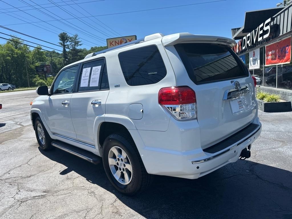 Toyota 4Runner 4WD 4dr V6 Limited (Natl) 2013