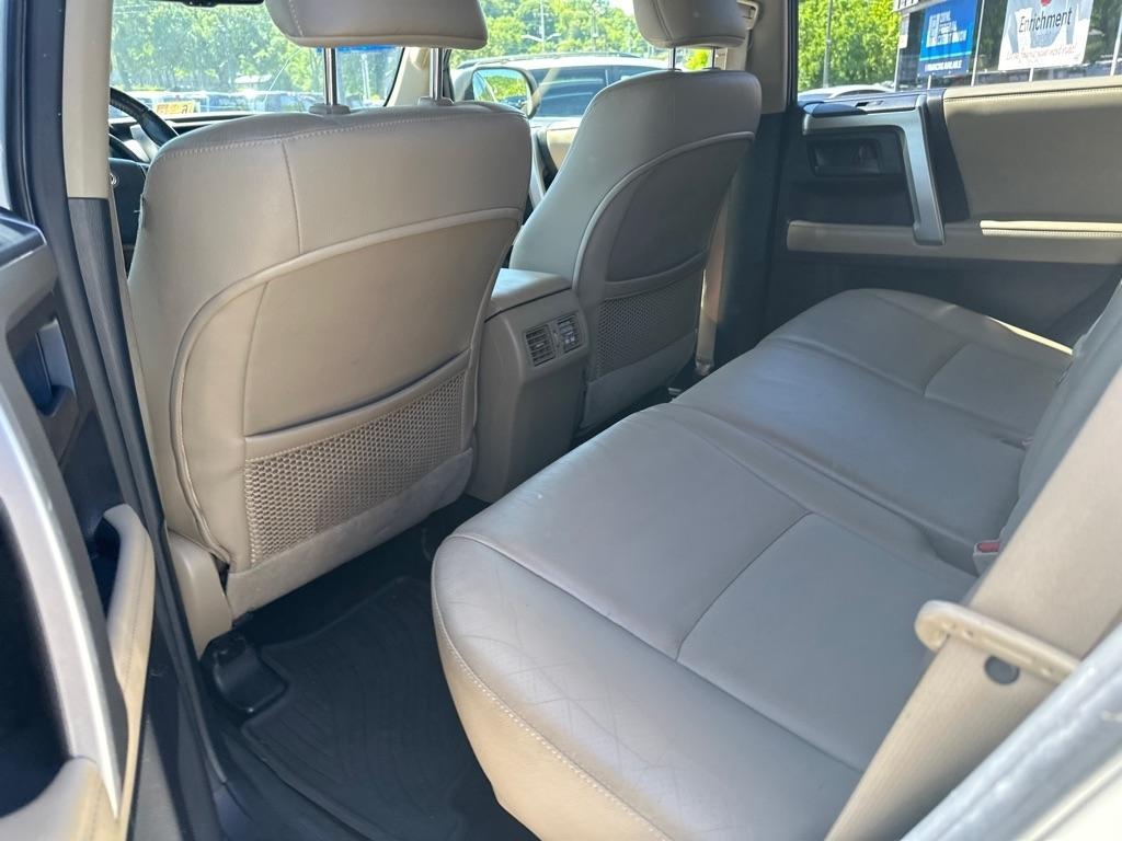 Toyota 4Runner 4WD 4dr V6 Limited (Natl) 2013