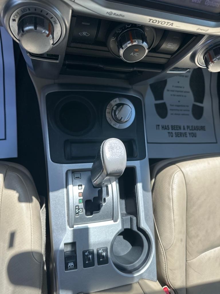 Toyota 4Runner 4WD 4dr V6 Limited (Natl) 2013