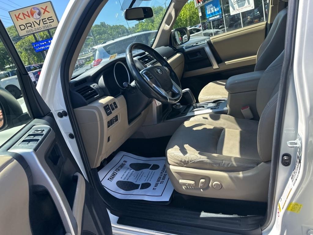 Toyota 4Runner 4WD 4dr V6 Limited (Natl) 2013