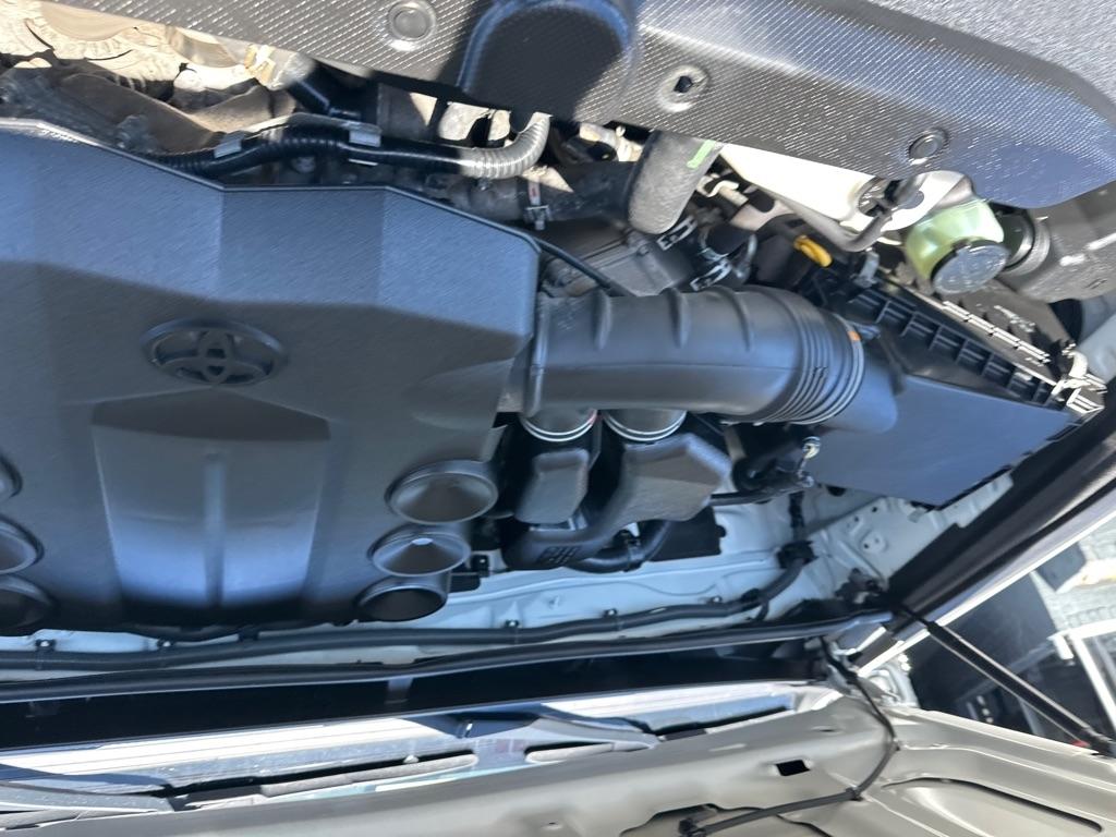 Toyota 4Runner 4WD 4dr V6 Limited (Natl) 2013