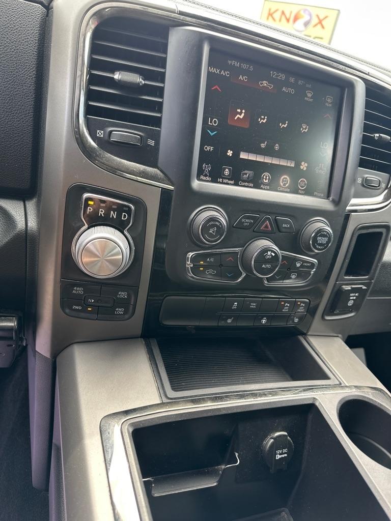 RAM 1500 4WD Crew Cab 140.5" Sport 2014