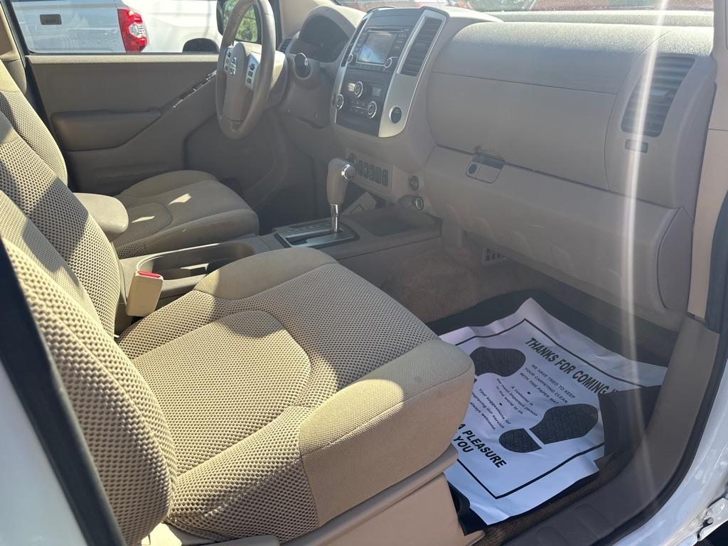 Nissan Frontier 2017.5 Crew Cab 4x4 SV V6 Auto 2017