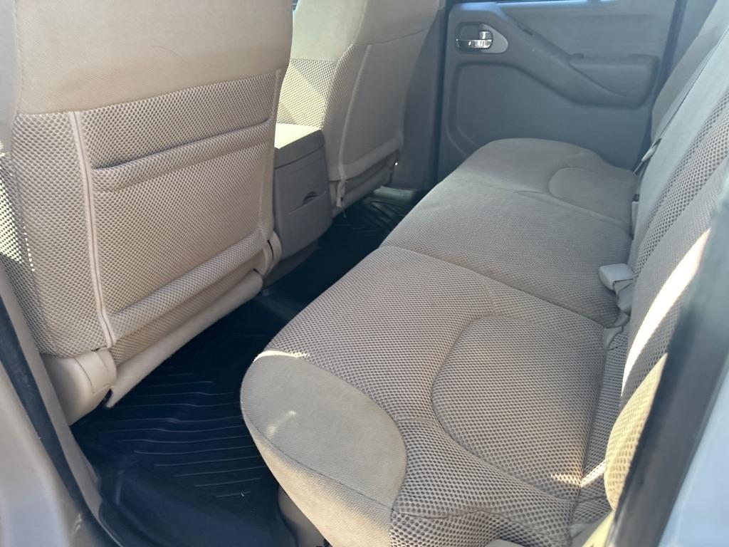 Nissan Frontier 2017.5 Crew Cab 4x4 SV V6 Auto 2017