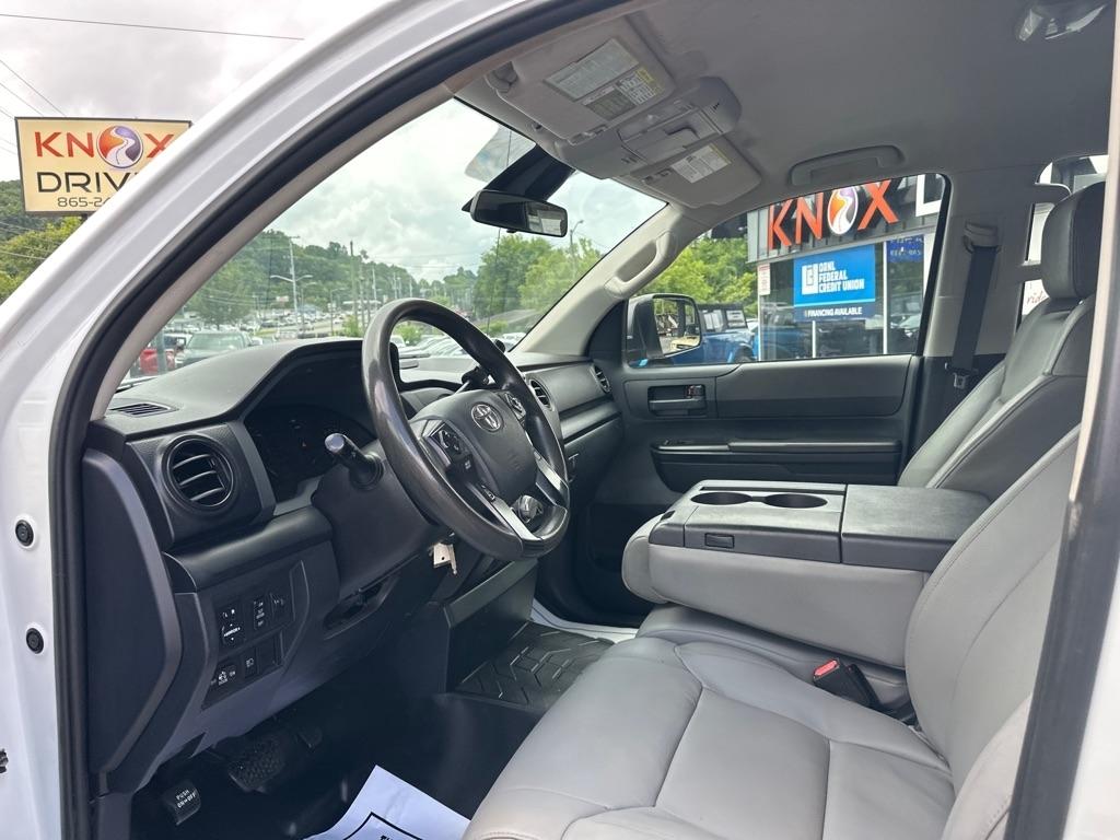 Toyota Tundra 4WD SR5 Double Cab 6.5' Bed 4.6L (Natl) 2018