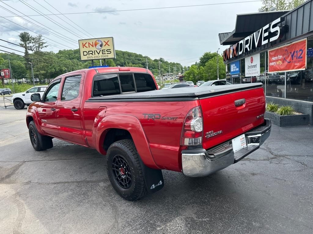 Toyota Tacoma 4WD Double LB V6 AT (Natl) 2011
