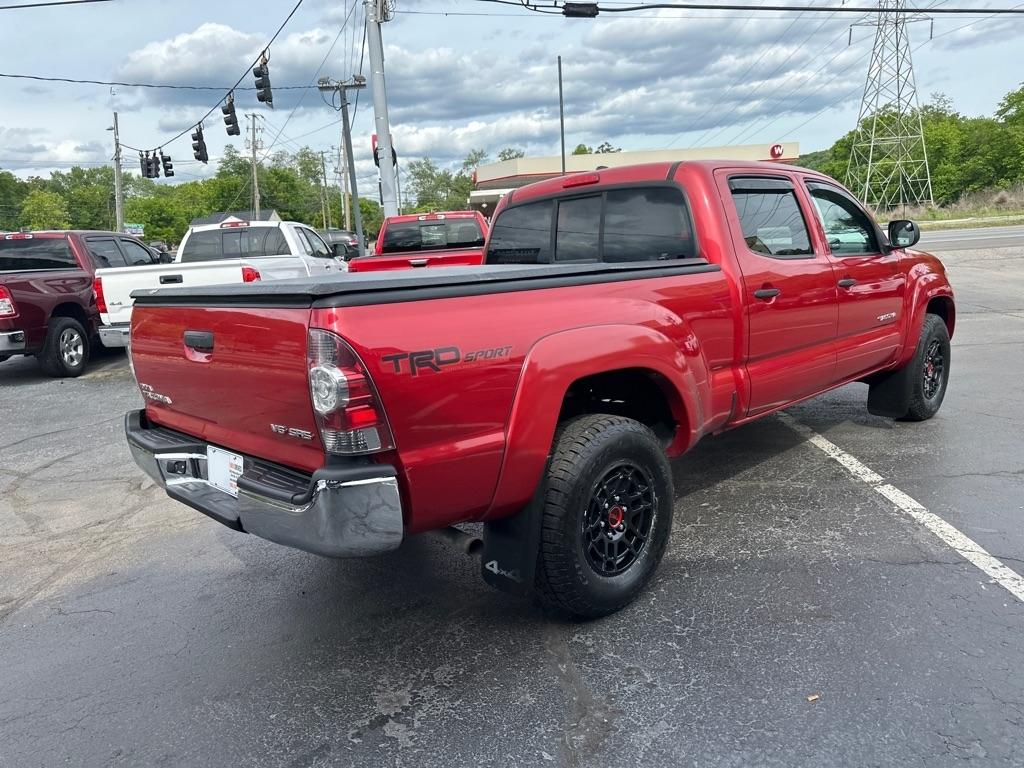 Toyota Tacoma 4WD Double LB V6 AT (Natl) 2011