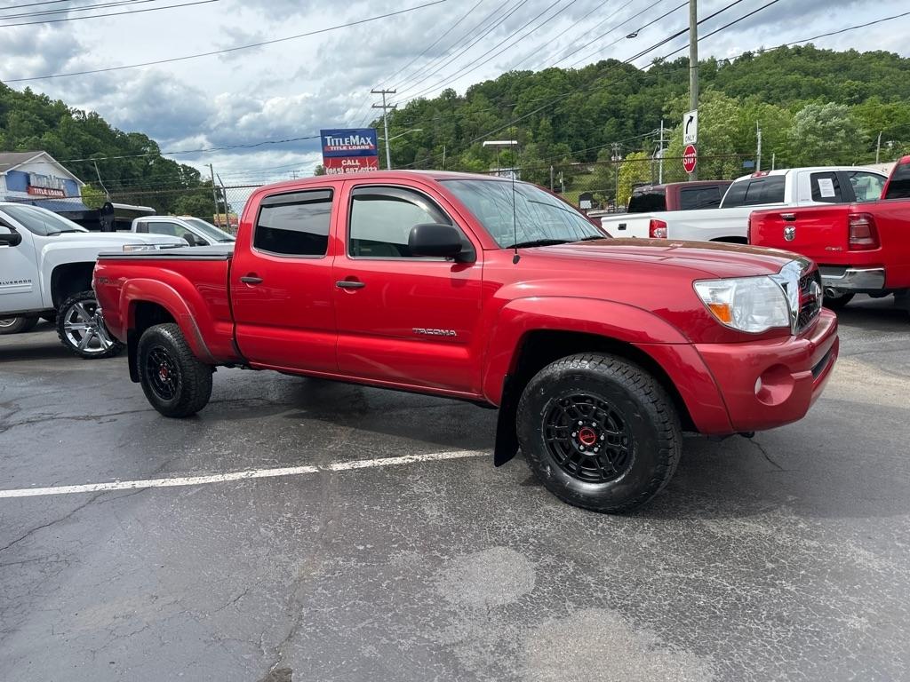 Toyota Tacoma 4WD Double LB V6 AT (Natl) 2011