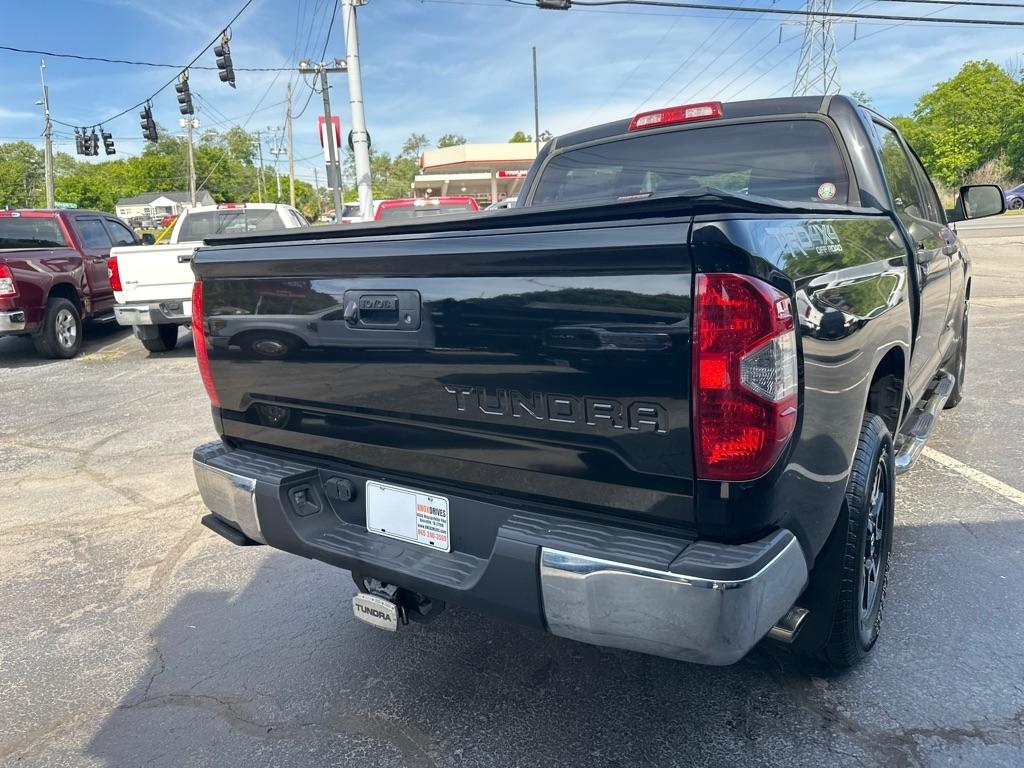 Toyota Tundra 4WD Truck CrewMax 5.7L V8 6-Spd AT SR5 (Natl) 2014