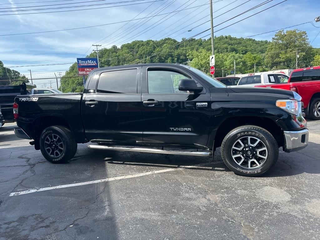 Toyota Tundra 4WD Truck CrewMax 5.7L V8 6-Spd AT SR5 (Natl) 2014