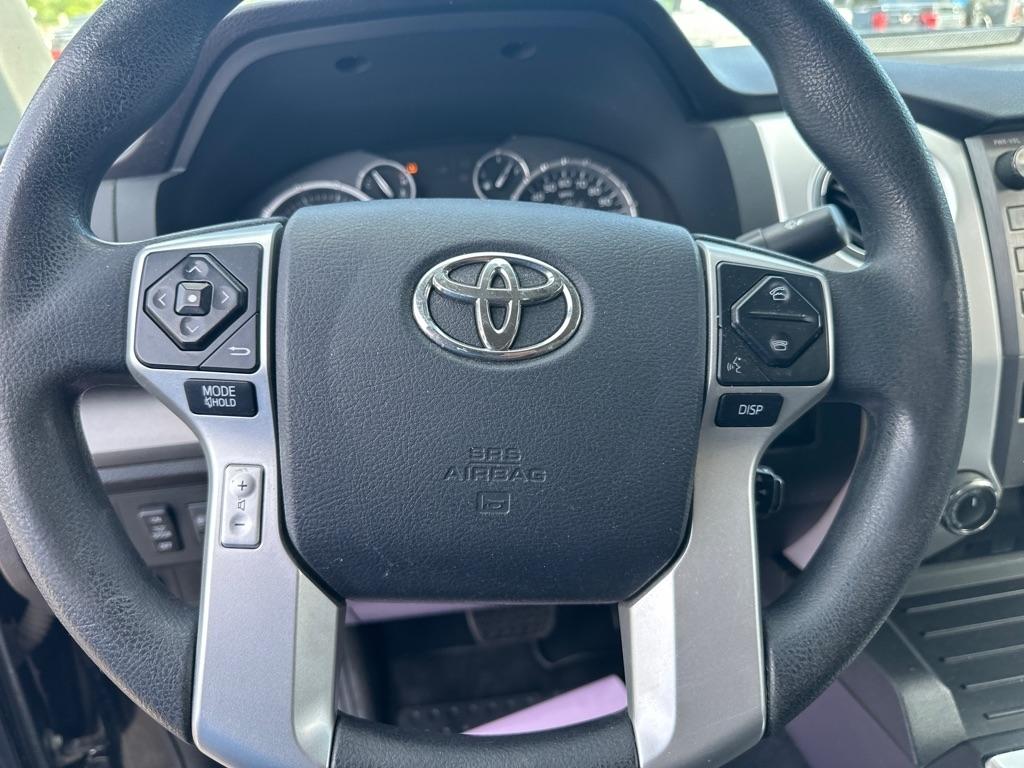 Toyota Tundra 4WD Truck CrewMax 5.7L V8 6-Spd AT SR5 (Natl) 2014