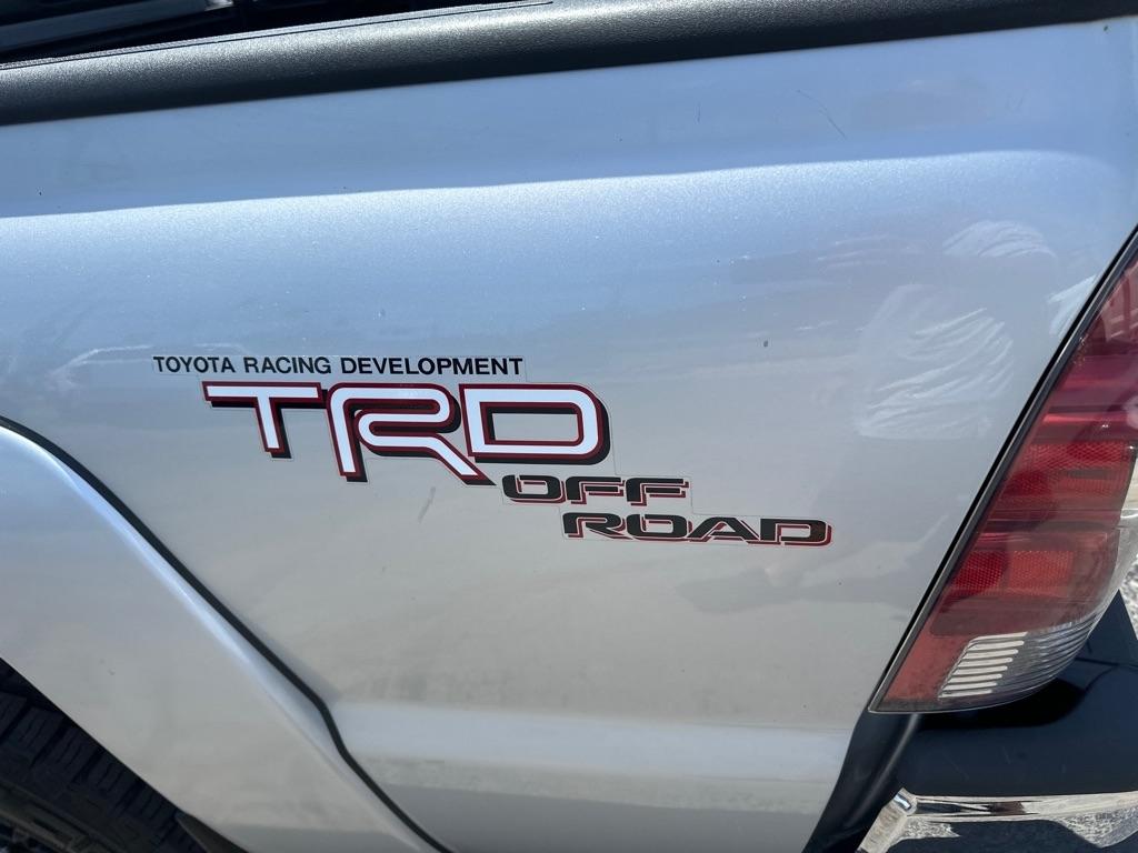 Toyota Tacoma 4WD Double V6 MT (Natl) 2010