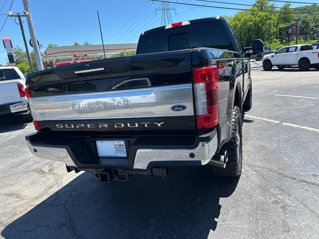 Ford Super Duty F-250 SRW King Ranch 4WD Crew Cab 8' Box 2017