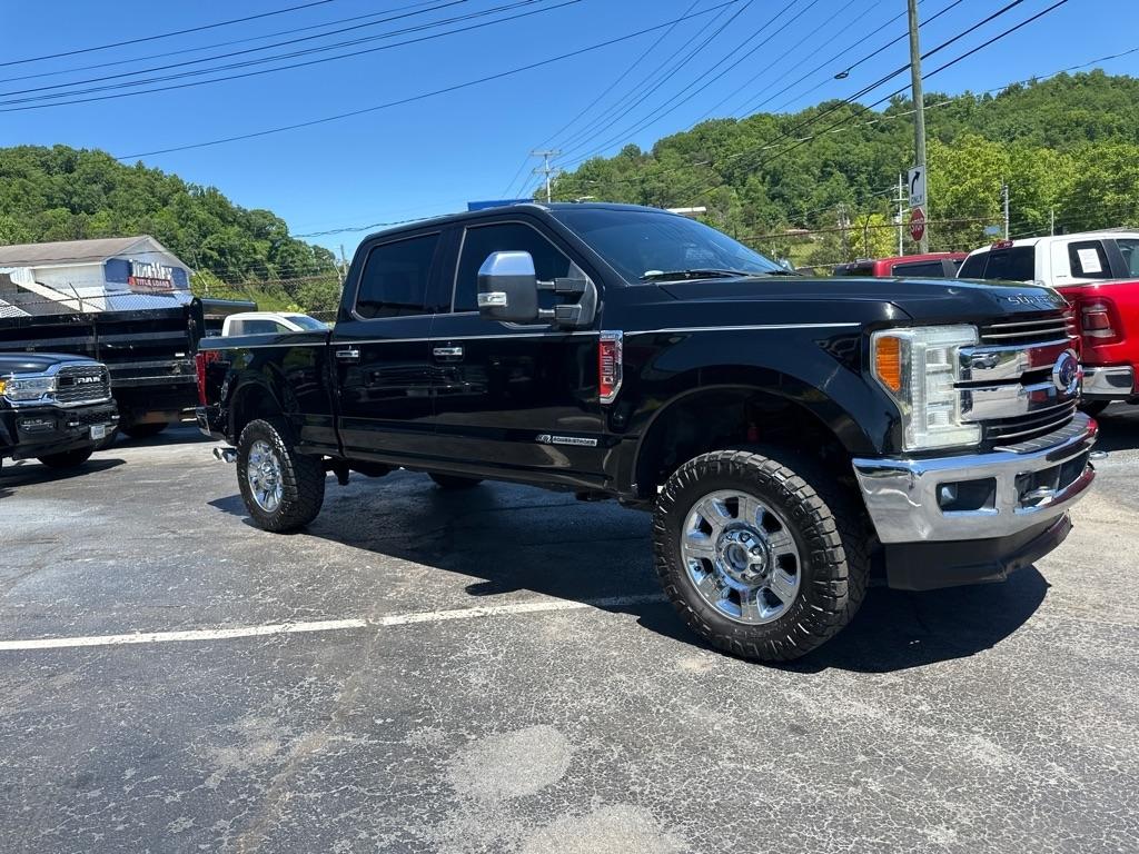 Ford Super Duty F-250 SRW King Ranch 4WD Crew Cab 8' Box 2017