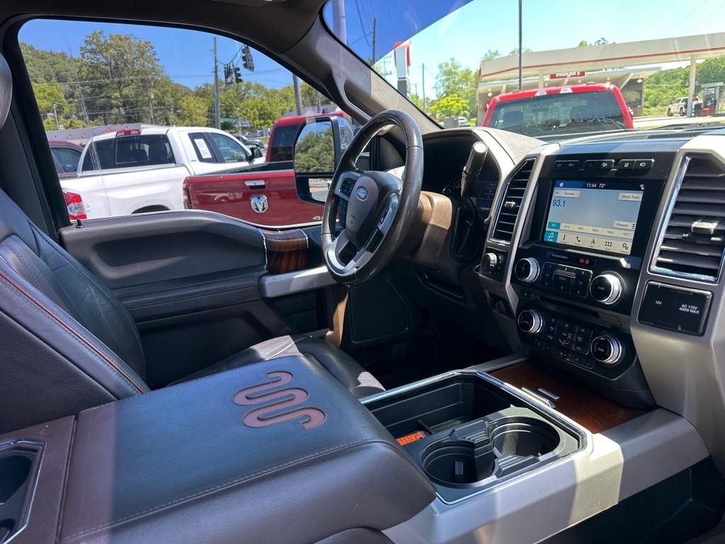 Ford Super Duty F-250 SRW King Ranch 4WD Crew Cab 8' Box 2017