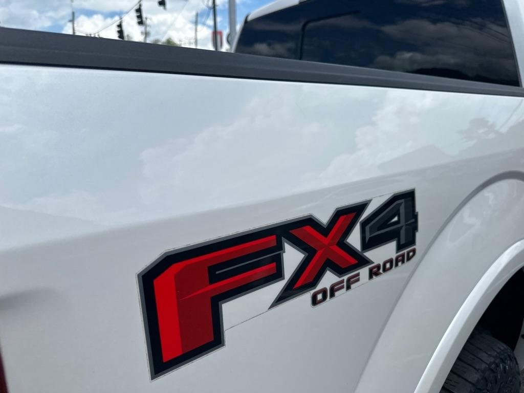 Ford F-150 Platinum 4WD SuperCrew 5.5' Box 2017
