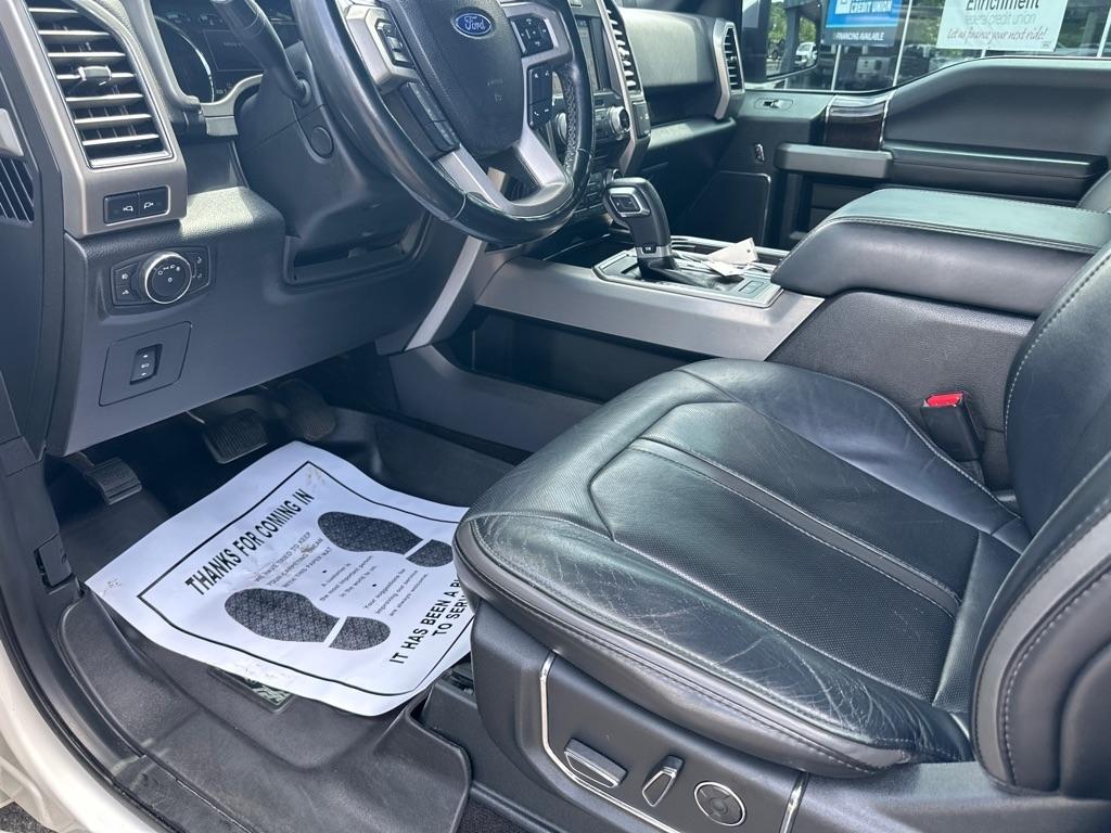 Ford F-150 Platinum 4WD SuperCrew 5.5' Box 2017
