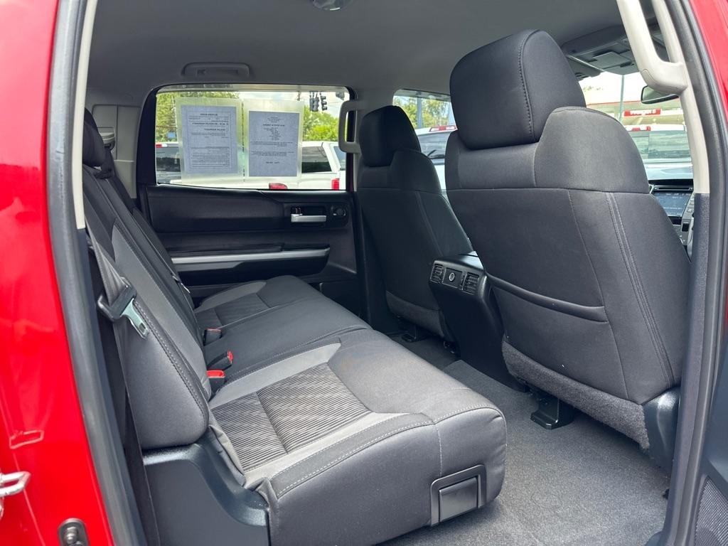 Toyota Tundra 4WD Truck CrewMax 5.7L FFV V8 6-Spd AT SR5 (Natl) 2014