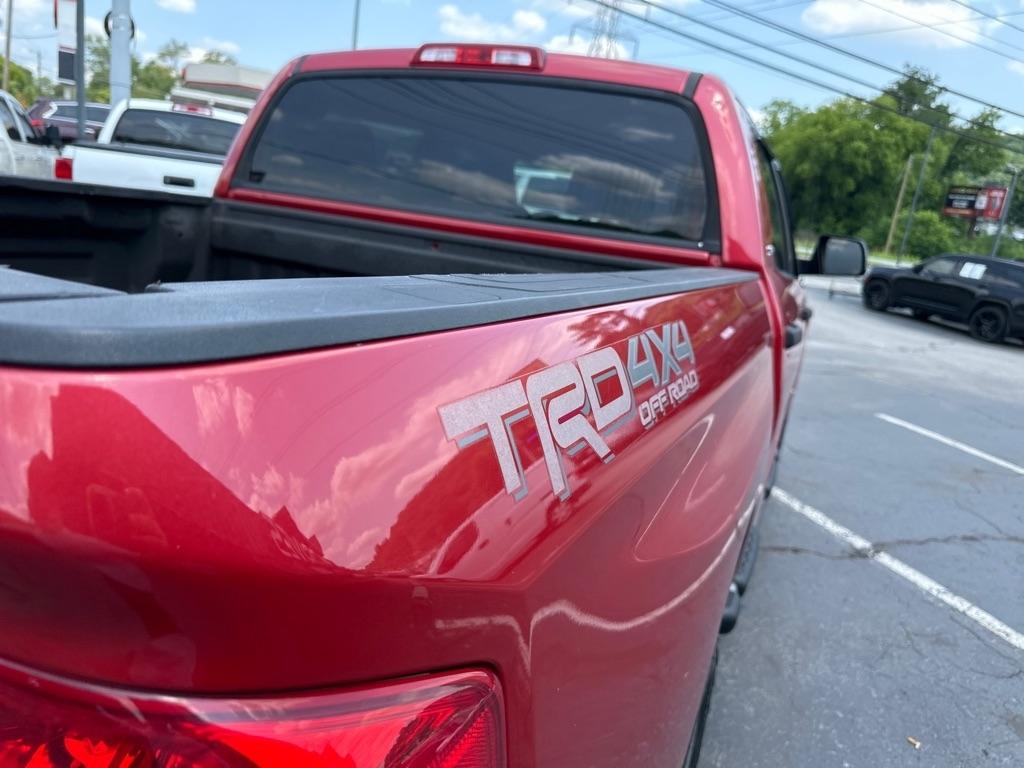 Toyota Tundra 4WD Truck CrewMax 5.7L FFV V8 6-Spd AT SR5 (Natl) 2014