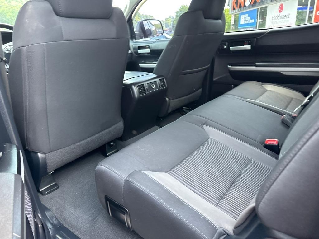 Toyota Tundra 4WD Truck CrewMax 5.7L FFV V8 6-Spd AT SR5 (Natl) 2014