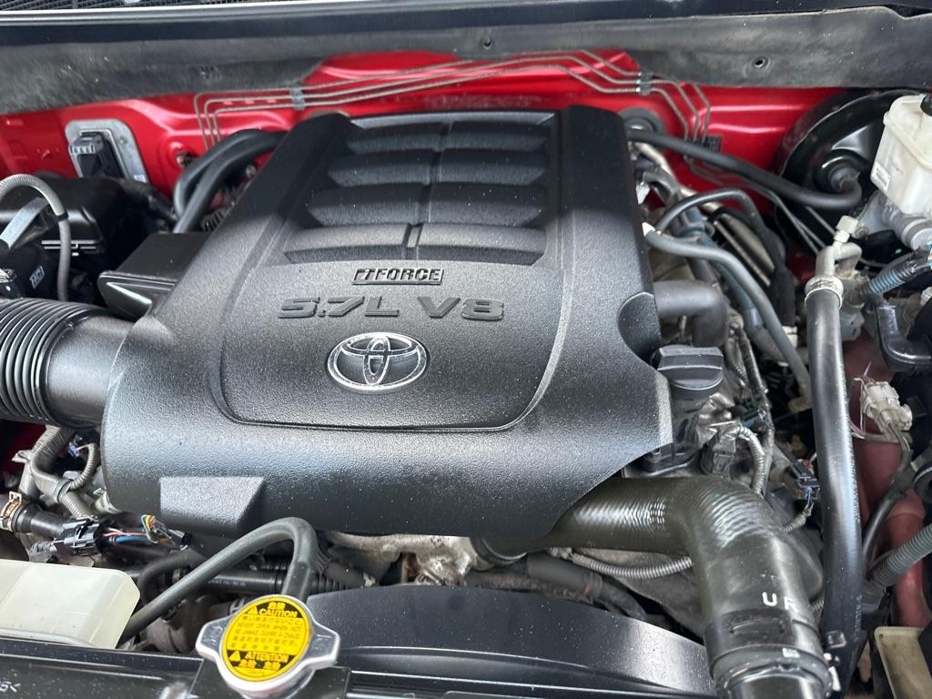 Toyota Tundra 4WD Truck CrewMax 5.7L FFV V8 6-Spd AT SR5 (Natl) 2014