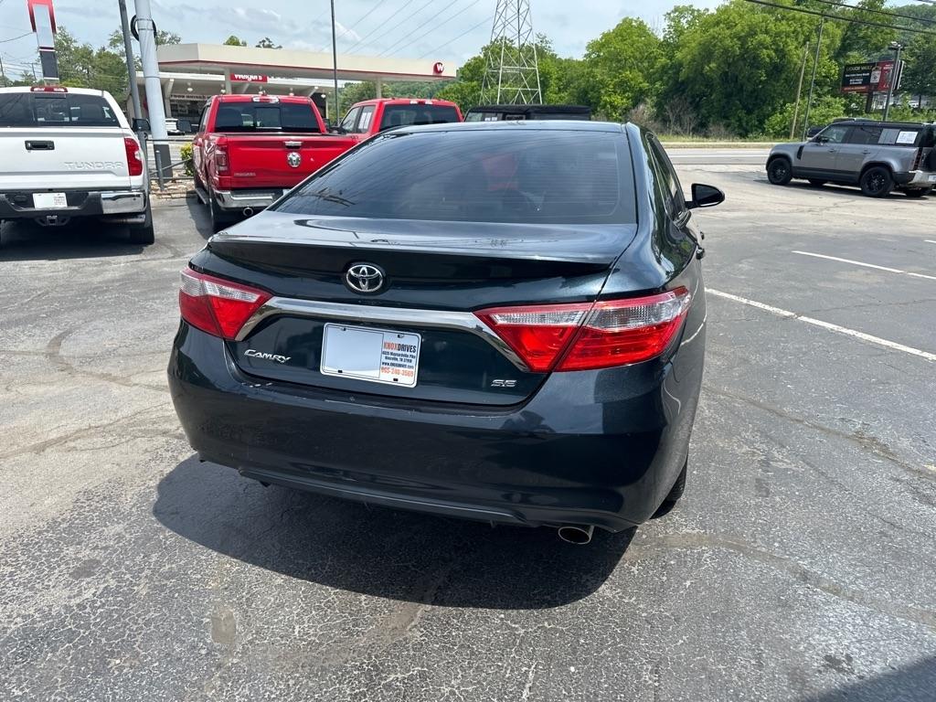Toyota Camry 4dr Sdn I4 Auto SE w/Special Edition Pkg (Natl) 2016