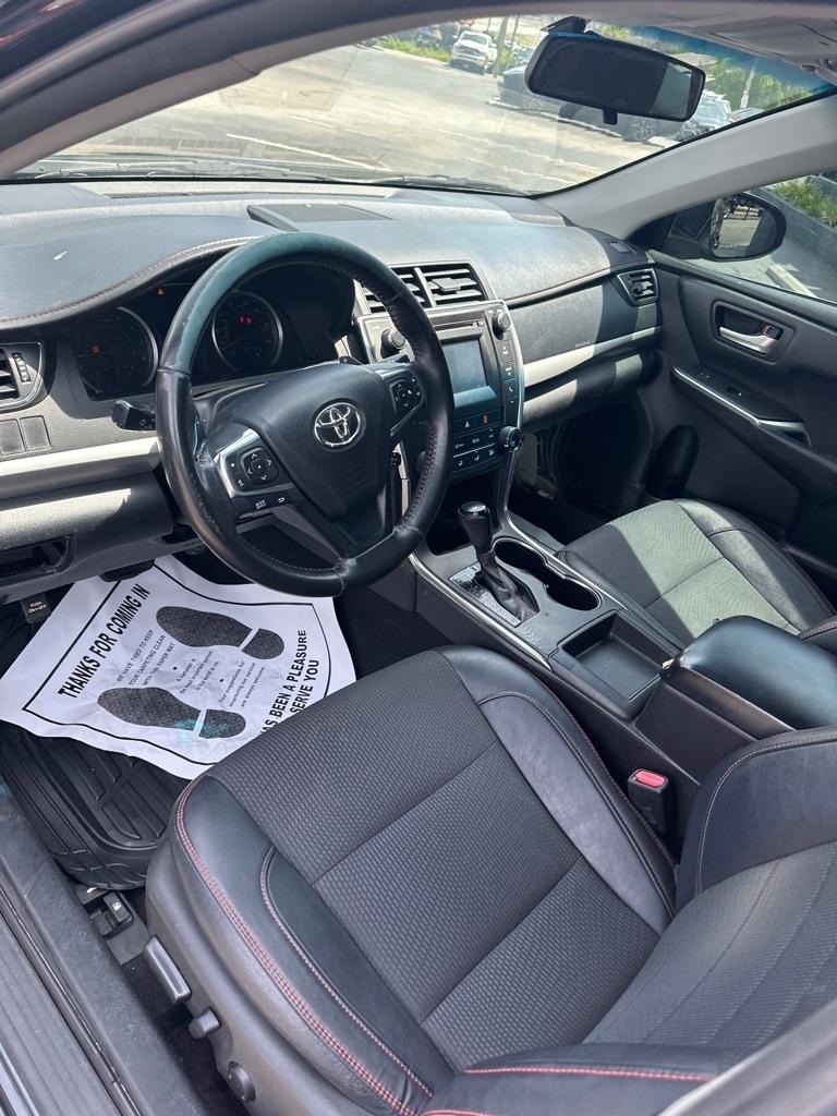 Toyota Camry 4dr Sdn I4 Auto SE w/Special Edition Pkg (Natl) 2016