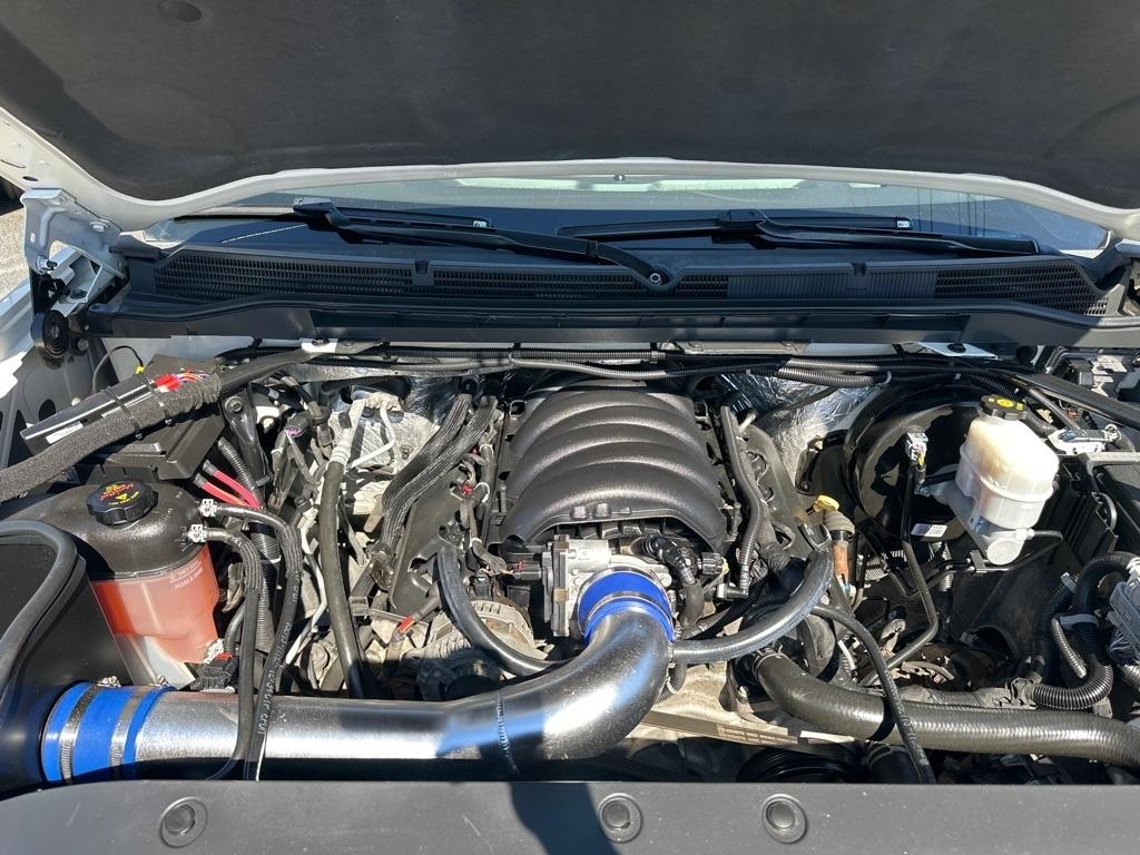 GMC Sierra 1500 4WD Crew Cab 143.5" Denali 2015
