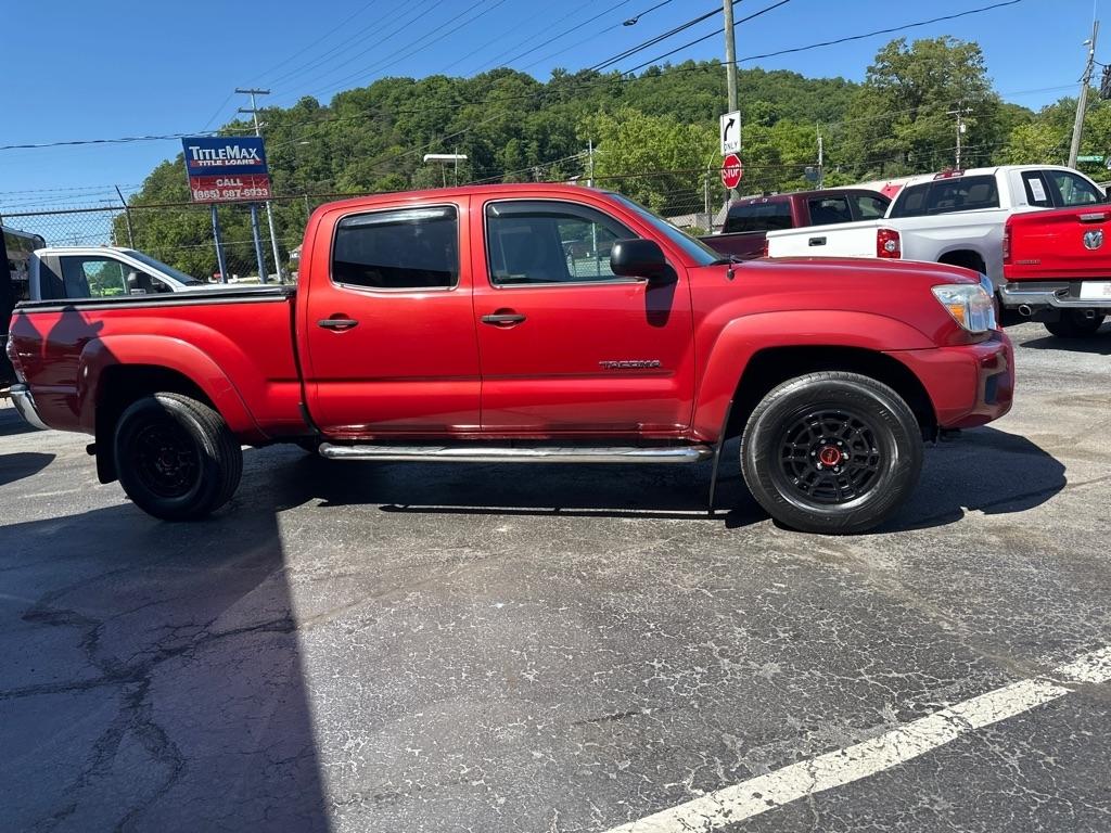 Toyota Tacoma 4WD Double Cab LB V6 AT (Natl) 2013